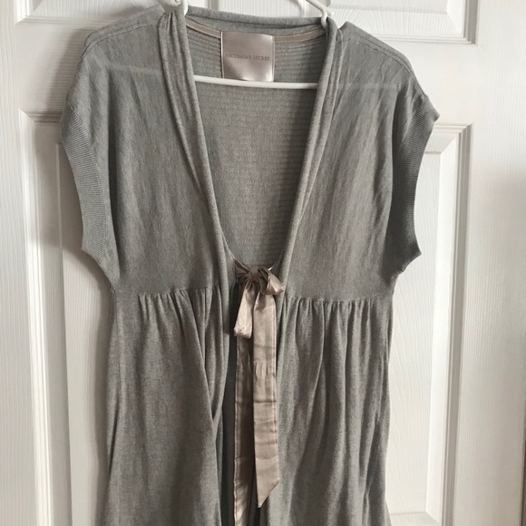 Victoria Secret pajama wrap - Picture 1 of 7